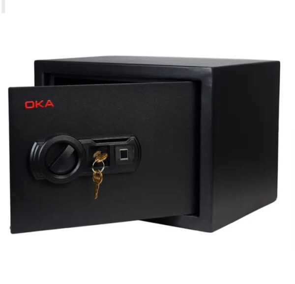 ⁦خزنة نقود ديجيتال إلكترونية من OKA مقاومة للحريق والسرقة بقفل كومبينيشن وبصمة (قفل بيومتري) – مقاس ‎25×35×25 سم‎ / وزن 10.3 كجم – موديل 44B20⁩ - الصورة ⁦2⁩