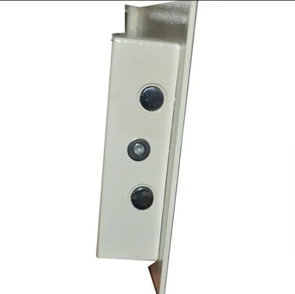 ⁦خزنة نقود ديجيتال إلكترونية من OKA مقاومة للحريق والسرقة بقفل كومبينيشن – وزن 8 كجم – موديل OKA-2536⁩ - الصورة ⁦4⁩