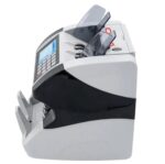 ⁦ماكينة عدّ وفرز العملات OKA
لعدّ وفرز العملات المختلفة وكشف التزوير
(الدولار – اليورو – اليوان الصيني – الليرة التركية)
مع إمكانية إضافة أي عملة أخرى حسب احتياجك
موديل OKA-MIX105⁩ - الصورة ⁦3⁩