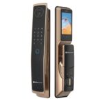 قفل الكالون الذكي من Samsung مناسب لجميع أنواع الأبواب
يعمل ببصمة الإصبع – كلمة المرور – المفتاح – كارت الشفرة
ويمكن التحكم فيه بالكامل من خلال الموبايل
موديل P70 MAX