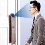 ⁦قفل الكالون الذكي مناسب لجميع أنواع الأبواب
يدعم بصمة الإصبع – كلمة المرور – المفتاح – فتح الوجه – وكارت الشفرة
ويمكن التحكم فيه بالكامل من خلال الموبايل
لون ذهبي⁩ - الصورة ⁦4⁩