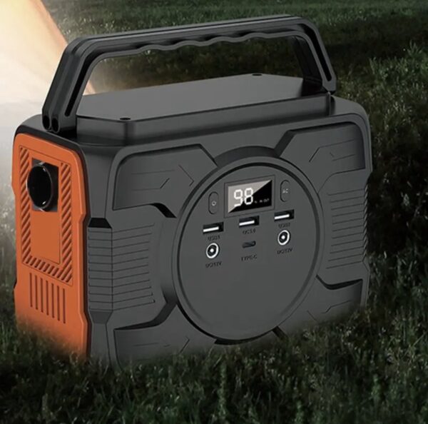 ⁦يو بي إس — باور بانك منزلي للطوارئ وقت انقطاع الكهرباء
(محطة طاقة متنقلة)
قدرة 200 وات
موديل OPS200⁩ - الصورة ⁦6⁩