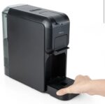 ⁦ماكينة قهوة بالكبسولات والبن المطحون من OKA
لصناعة الإسبريسو
موديل OKA C50⁩ - الصورة ⁦16⁩