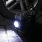 ⁦منفاخ هواء 2 سلندر مزود بكشاف اضاءة – لاطارات السيارات والدراجات والكرات و الاطواق العائمة يعمل علي ولاعة السيارة أو البطارية -Dc 12V -AC 628A⁩ - الصورة ⁦9⁩