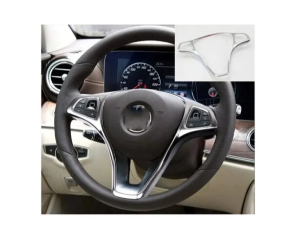 ⁦إطار عجلة القيادة لمرسيدس New C Class 2016-2019 / لون فضي⁩ - الصورة ⁦4⁩