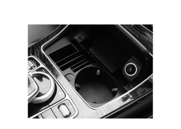 ⁦حامل اكواب مياه وبطاقات وموبايل ومحافظ لمرسيدس New E Class 2016-2019⁩ - الصورة ⁦4⁩